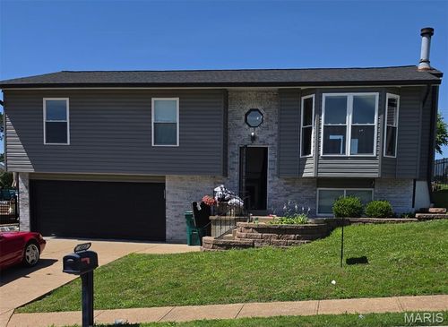 3053 Shelley Lynn Dr, Arnold, MO, 63010-3868 | Card Image