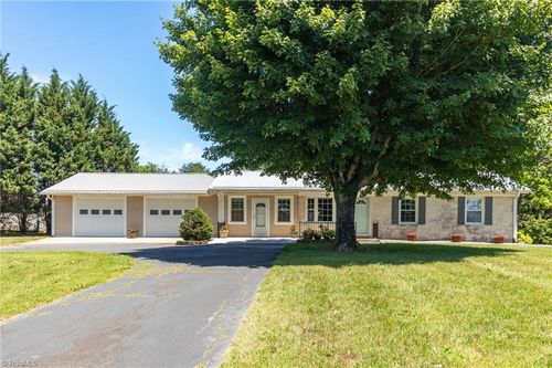 1204 Pilot Power Dam Rd, Pilot Mountain, NC, 27041-7421 | Card Image