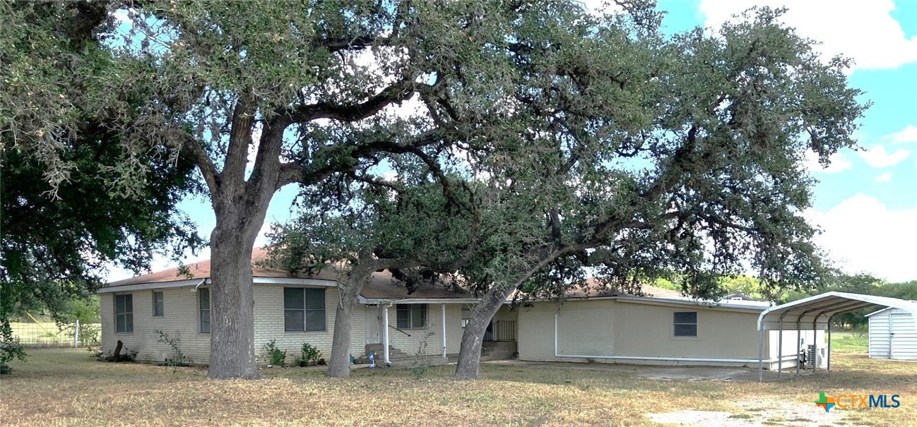 Residential in Cuero
