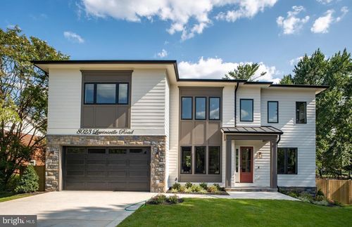 8023 Lewinsville Rd, MCLEAN, VA, 22102-2435 | Card Image