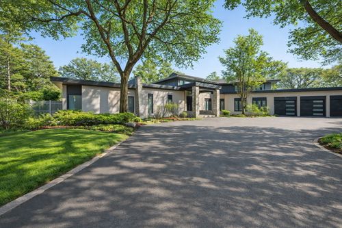 411 Woodland Ct, Glenview, IL, 60025-3461 | Card Image