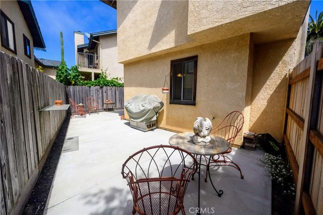 Backyard patio | Image 16