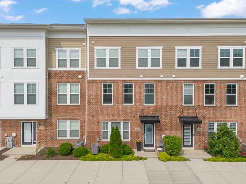 6308 Main St, Woodridge, IL, 60517-1358 | Card Image