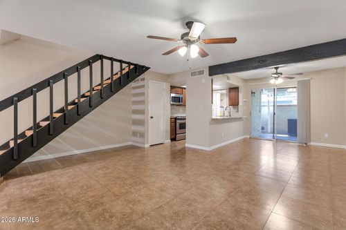 42-6540 N 7th Ave, Phoenix, AZ, 85013-1100 | Card Image