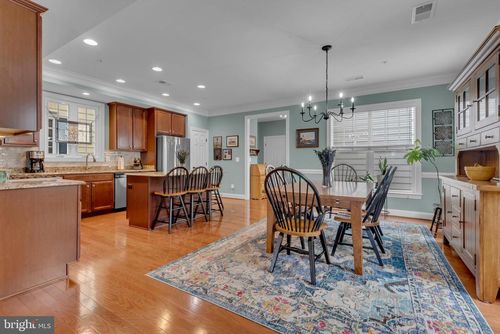 265 Evelyne St, CHESTER, MD, 21619-2916 | Card Image