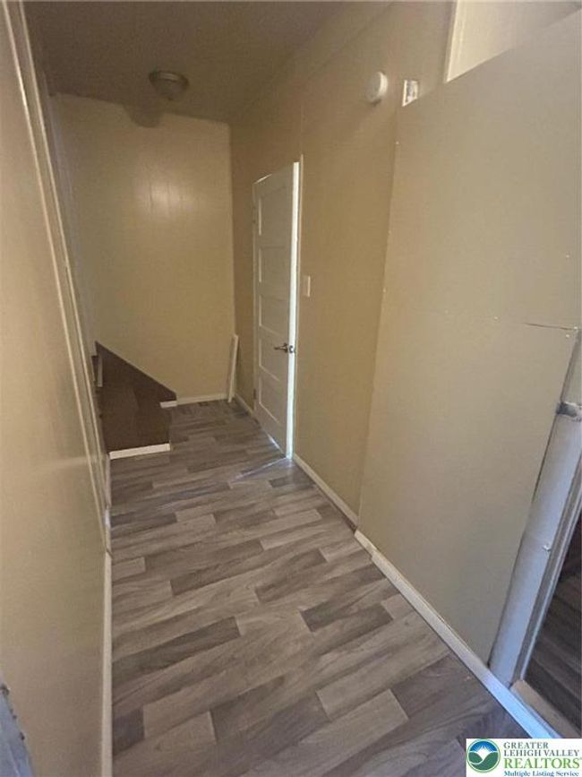 1036 Spring Garden St, Townhouse with 3 bedrooms, 1 bathrooms and null parking in Allentown PA | Image 10