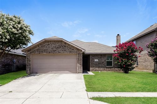 7648 Rainbow Creek Dr, Fort Worth, TX, 76123-2116 | Card Image