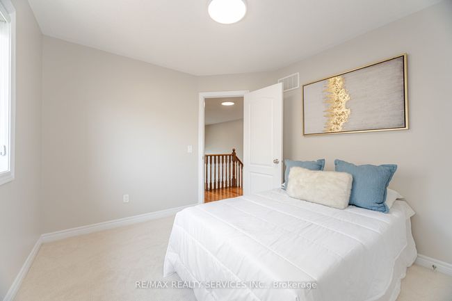16 Zephyr Rd, House attached with 3 bedrooms, 3 bathrooms and 2 parking in Caledon ON | Image 40