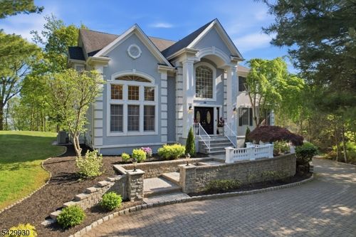 33 Scheurman Ter, Warren, NJ, 07059-7154 | Card Image