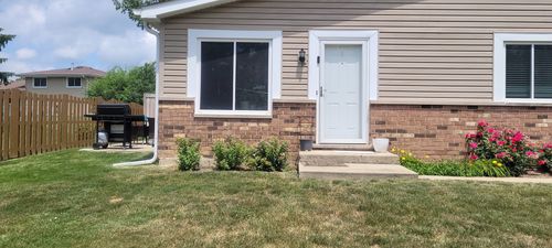 1974 Jamestown Dr, Palatine, IL, 60074 | Card Image