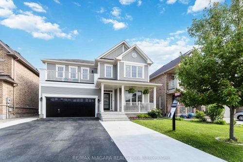 8849 Dogwood Cres, Niagara Falls, ON, L2H0L1 | Card Image