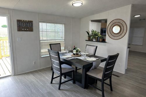 17972 Fm 1173, Krum, TX, 76249-3052 | Card Image