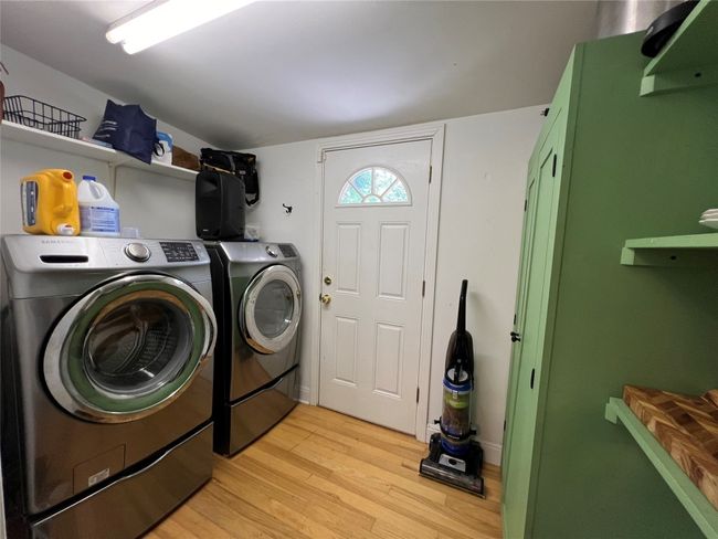 Laundry/utility area | Image 26