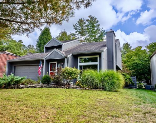 15 Bridlewood Trce, Batesville, IN, 47006-8895 | Card Image