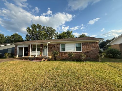 211 Christiana St, Dardanelle, AR, 72834-4407 | Card Image