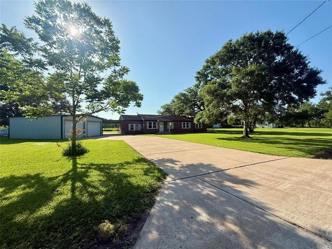 3918 County Road 507, House other with 4 bedrooms, 2 bathrooms and 2 parking in Brazoria TX | Image 40