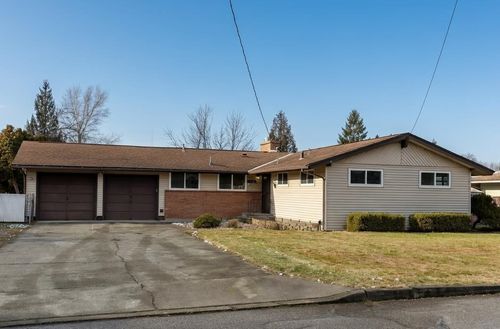 10504 E Balfour Ct, Spokane Valley, WA, 99206-3972 | Card Image