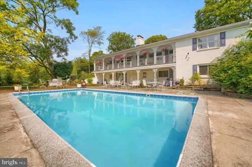 1304 Summit Dr, BELLEFONTE, PA, 16823-2509 | Card Image