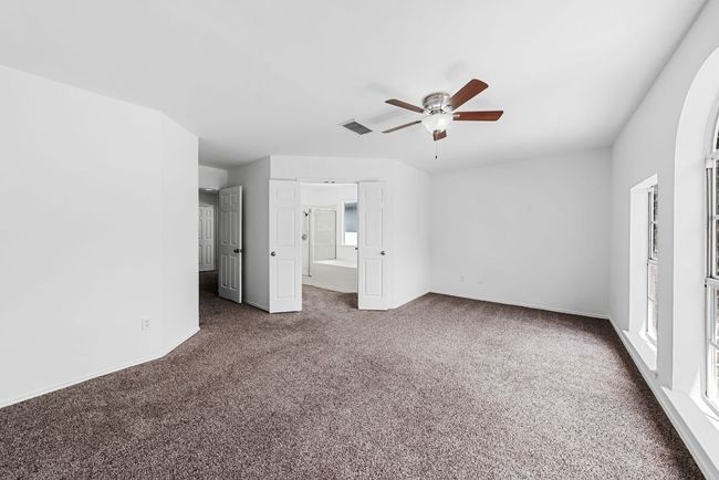 1213 Pathfinder Way, House other with 4 bedrooms, 3 bathrooms and 4 parking in Round Rock TX | Image 15