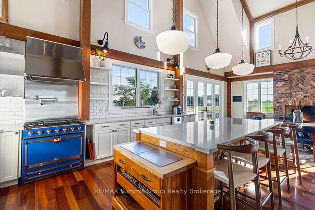 385073 4 Th Concession A, Home with 5 bedrooms, 6 bathrooms and 16 parking in Municipality Of Grey Highlands ON | Image 8