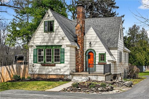 6029 E Seneca Tpke, Jamesville, NY, 13078-9518 | Card Image