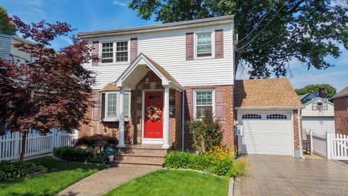 258 Rintin Street, Hempstead, NY, 11010 | Card Image