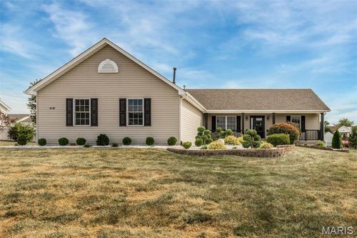 1212 Highland Circle Dr, Wentzville, MO, 63385-5540 | Card Image