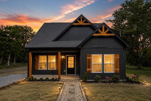 224 Hickory Ave, Lewisburg, TN, 37091-3438 | Card Image
