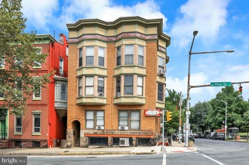 1049 Penn St, Reading, PA, 19601-3724 | Card Image