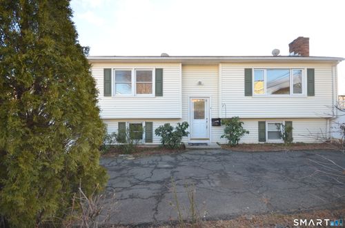 4 Austin Ave, Stamford, CT, 06905-4101 | Card Image