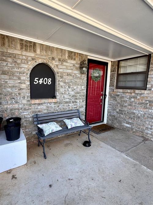 5408 Nw 66th St, Warr Acres, OK, 73132-7749 | Card Image