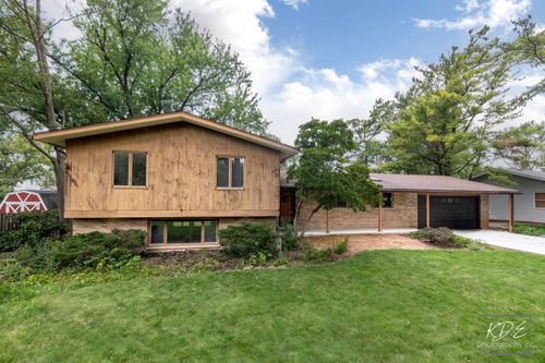 3S664 Delles Road, Naperville, IL, 60563 | Card Image