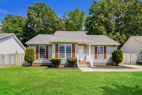 227 Sleepy Hollow Dr, Springfield, TN, 37172-4568 | Card Image
