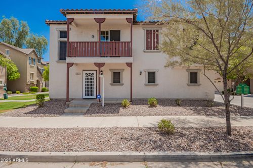 5617 S 21st Ter, Phoenix, AZ, 85040-3441 | Card Image