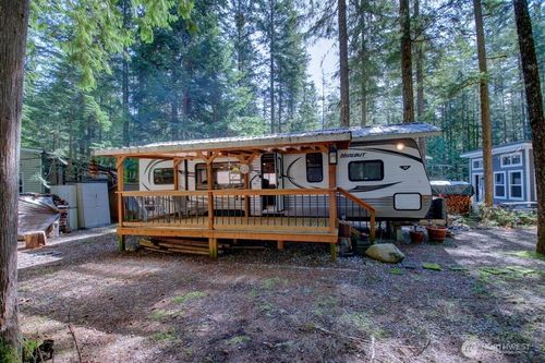 64 Wilderness Way, Deming, WA, 98244 | Card Image