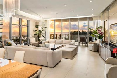 501N - 9705 Collins Ave, Condo with 4 bedrooms, 3 bathrooms and null parking in Bal Harbour FL | Image 2