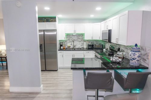 apt-201-6190 W 19th Ave, Hialeah, FL, 33012-6040 | Card Image