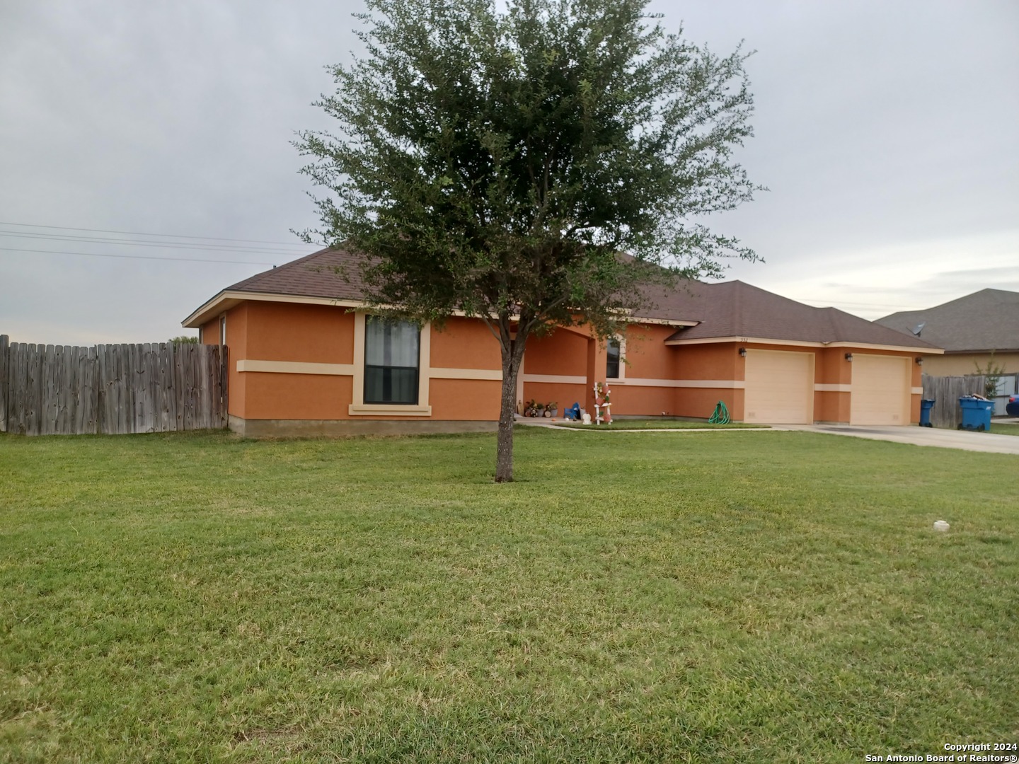 Bonita Creek Dr, Pleasanton, TX 78064