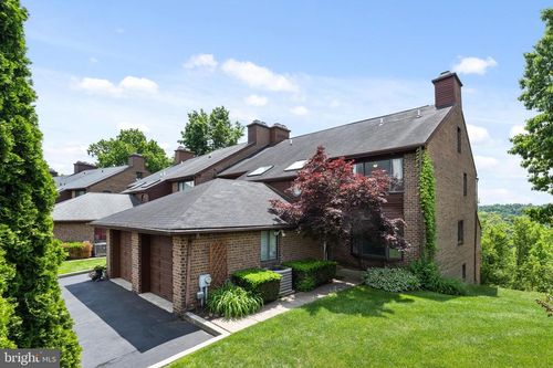 105 Timothy Cir, WAYNE, PA, 19087-4647 | Card Image