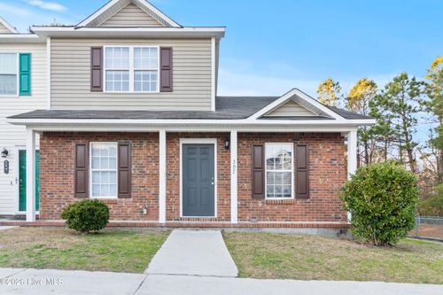 207 Spring Meadows Cir, Jacksonville, NC, 28546-7878 | Card Image