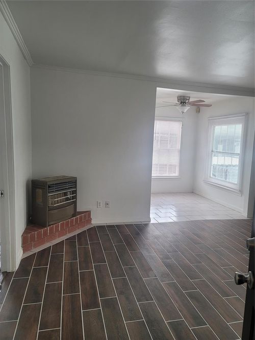 c-1914 Binz Street, Houston, TX, 77004 | Card Image