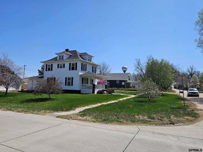 403 A St, House other with 4 bedrooms, 2 bathrooms and 2 parking in Shelton NE | Image 7