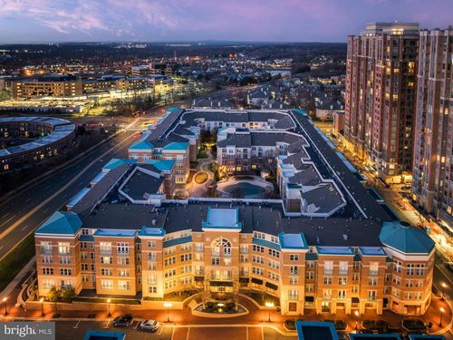 253-12000 Market St, Herndon, VA, 20190-5698 | Card Image