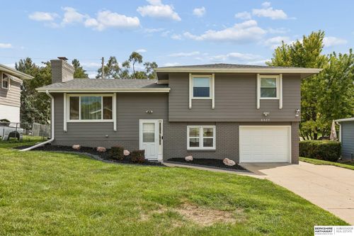 4485 Hillsdale Avenue, Omaha, NE, 68107 | Card Image