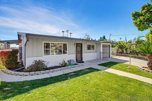 4231 Thomas St, Oceanside, CA, 92056 | Card Image