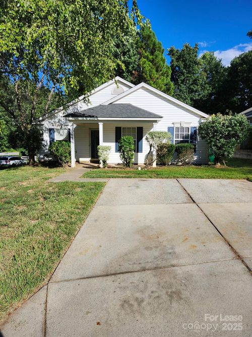 10648 Greatford Ct, Charlotte, NC, 28215-7368 | Card Image