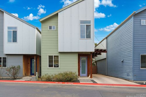 unit-27-330 Clay St, San Antonio, TX, 78204-2472 | Card Image