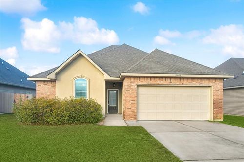 70085 4th St, Covington, LA, 70433-8402 | Card Image
