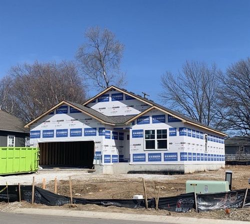 21670 S Madison St, Spring Hill, KS, 66083-7504 | Card Image