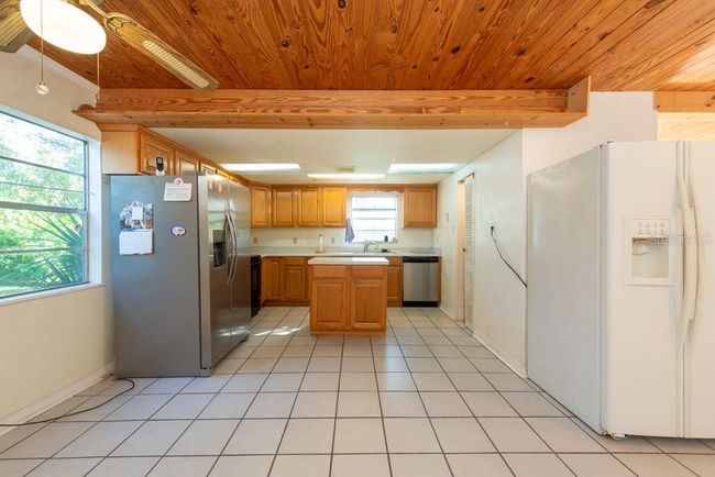 11008 Browning Rd, House other with 4 bedrooms, 4 bathrooms and null parking in LITHIA FL | Image 14